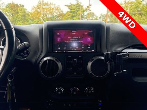 Used 2017 Jeep Wrangler Unlimited Sport w/ Quick Order Package 24S image 18