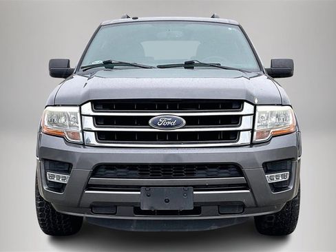 Used 2017 Ford Expedition XLT w/ Equipment Group 201A image 3