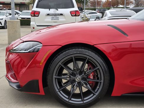 Used 2026 Toyota Supra Premium image 11