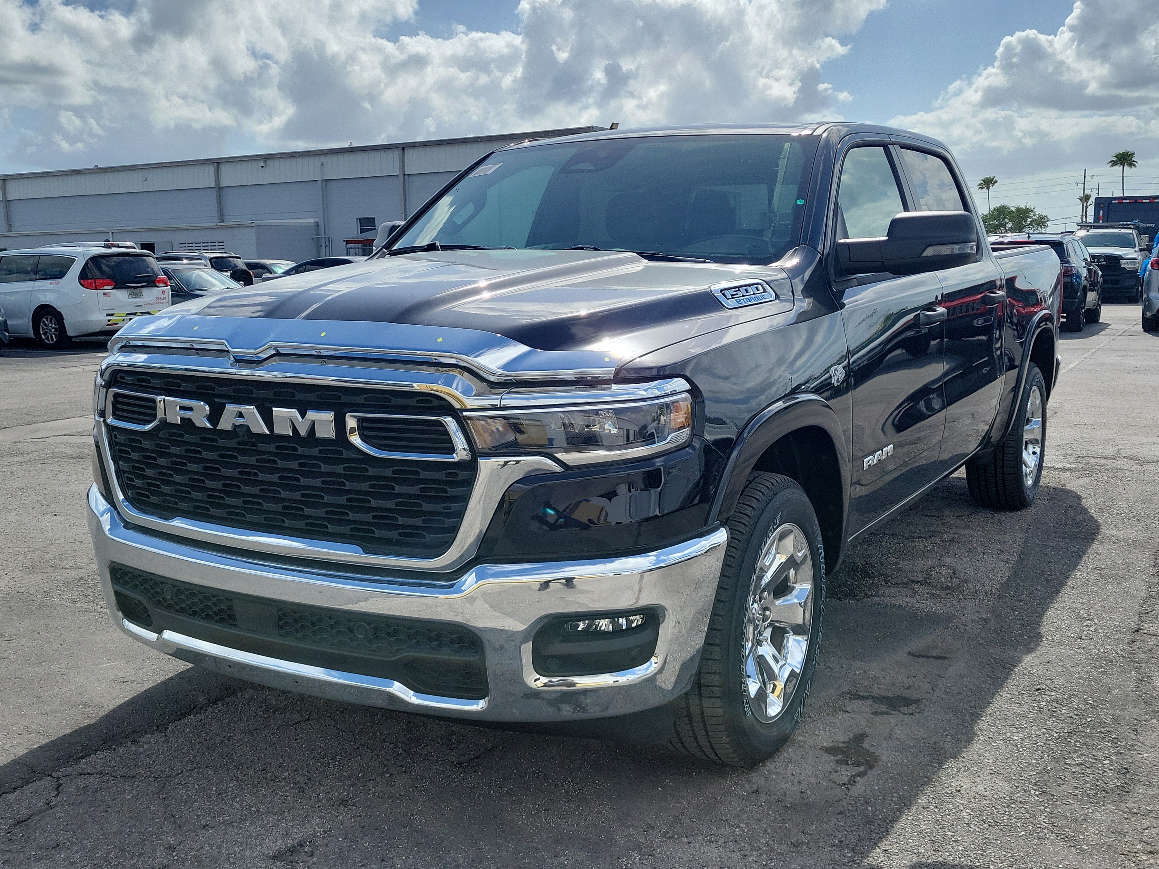 Used 2026 RAM 1500 Big Horn AWD/4WD image 3