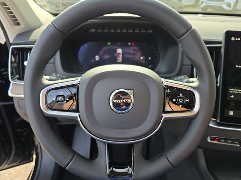 New 2026 Volvo XC90 B6 Plus w/ Protection Package Premier image 13