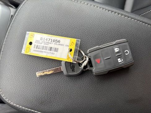 Used 2021 Chevrolet Colorado LT w/ Safety Package image 25