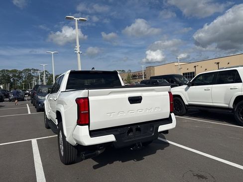 Used 2024 Toyota Tacoma SR5 image 3