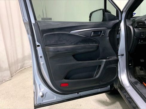Used 2022 Honda Pilot TrailSport image 21