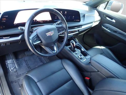 Used 2024 Cadillac XT4 Premium Luxury AWD/4WD image 11