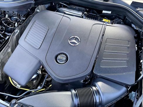 Used 2026 Mercedes-Benz GLC 300 4MATIC image 31