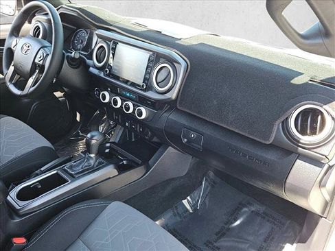 Certified 2023 Toyota Tacoma TRD Off-Road AWD/4WD image 26