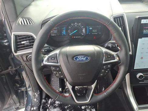 Used 2024 Ford Edge ST-Line image 17