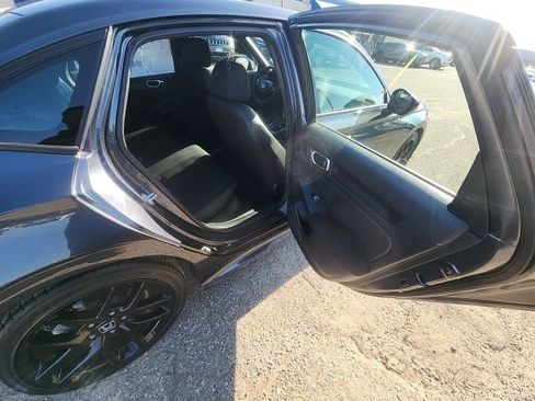 Used 2025 Honda Civic Sport image 19