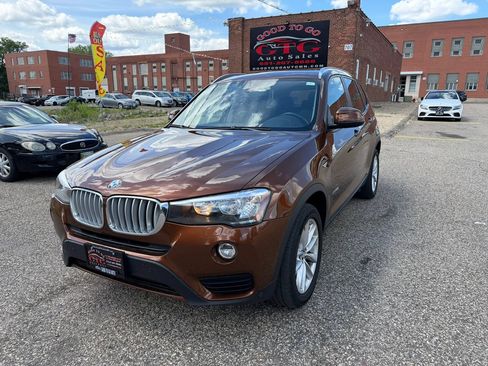 Used 2017 BMW X3 xDrive28i AWD/4WD image 2