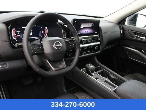 New 2026 Nissan Pathfinder SL image 13