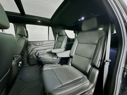 Used 2024 GMC Yukon Denali image 27