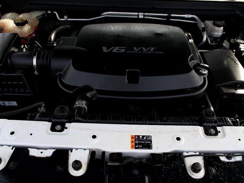 Used 2018 Chevrolet Colorado ZR2 w/ ZR2 Dusk Special Edition image 25