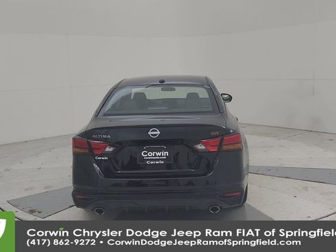 Used 2025 Nissan Altima 2.5 SR image 14