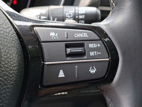 Used 2023 Honda Pilot Touring image 20