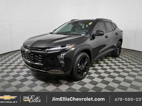 Certified 2025 Chevrolet Trax ACTIV w/ Driver Confidence Package FWD image 24