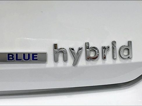 Used 2022 Hyundai Elantra Blue FWD image 38