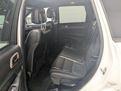 Used 2015 Jeep Grand Cherokee Limited w/ Trailer Tow Group IV AWD/4WD image 23