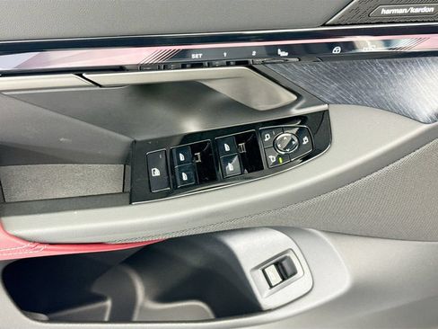 New 2027 BMW 530i RWD image 22