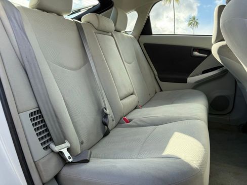 Used 2011 Toyota Prius One image 12