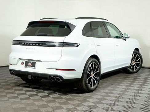 Used 2026 Porsche Cayenne S AWD/4WD image 7