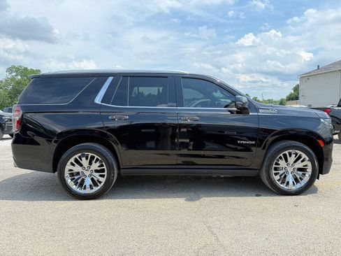 Used 2021 Chevrolet Tahoe High Country w/ Premium Package AWD/4WD image 8