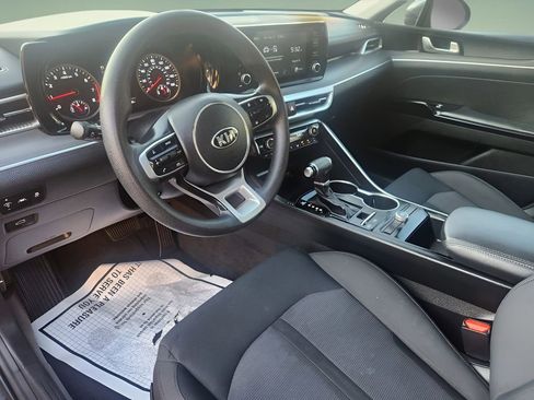 Used 2021 Kia K5 LXS image 13