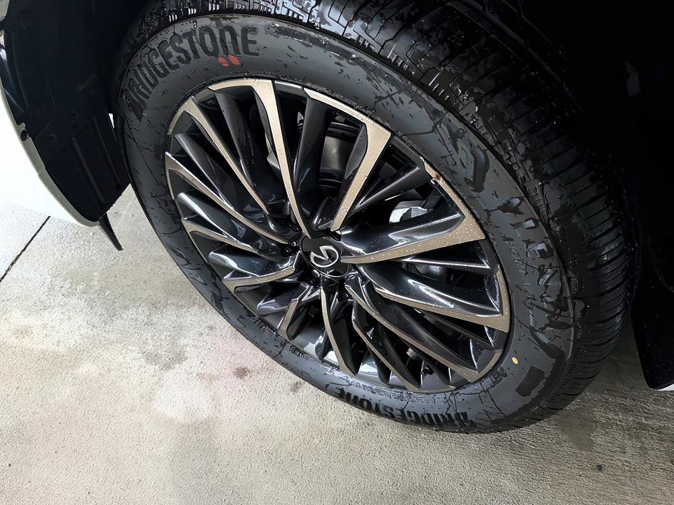 New 2027 INFINITI QX80 Autograph w/ Premium Cargo Package AWD/4WD image 8