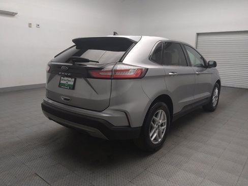 Used 2021 Ford Edge SEL image 9