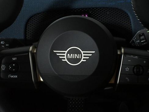 Used 2025 MINI Cooper Countryman S w/ Comfort Package Max image 20