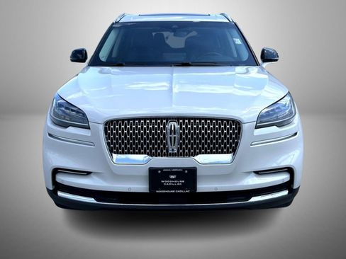 Used 2024 Lincoln Aviator Reserve w/ Equipment Group 201A AWD/4WD image 2