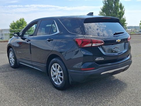 Used 2022 Chevrolet Equinox LT FWD image 4