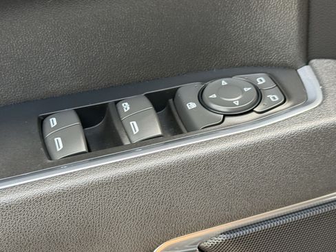 Used 2025 Chevrolet Silverado 1500 RST AWD/4WD image 26