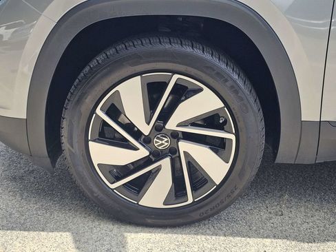 Used 2026 Volkswagen Atlas SE FWD image 10