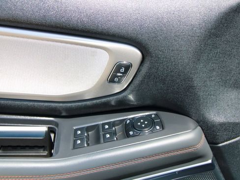 Used 2025 Ford Expedition Active AWD/4WD image 16