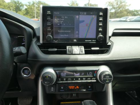Used 2019 Toyota RAV4 Limited w/ Advanced Technology Package AWD/4WD image 22