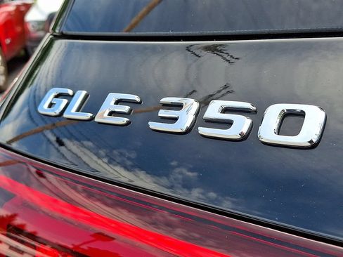 Used 2022 Mercedes-Benz GLE 350 4MATIC image 32