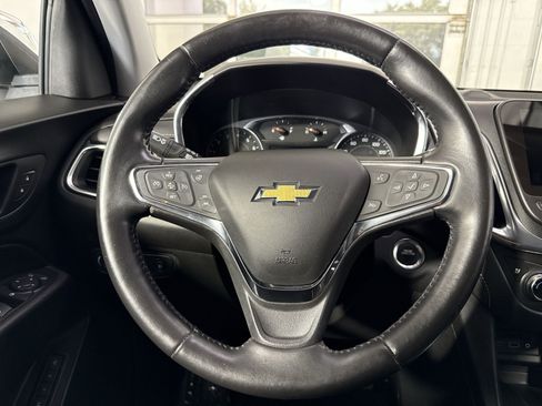 Used 2020 Chevrolet Equinox Premier AWD/4WD image 17