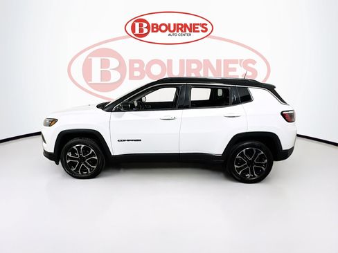 Used 2022 Jeep Compass Limited w/ Sun and Sound Group AWD/4WD image 7