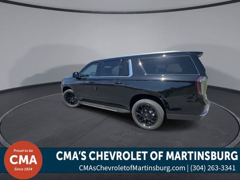 New 2026 Chevrolet Suburban LT w/ Comfort Package AWD/4WD image 6