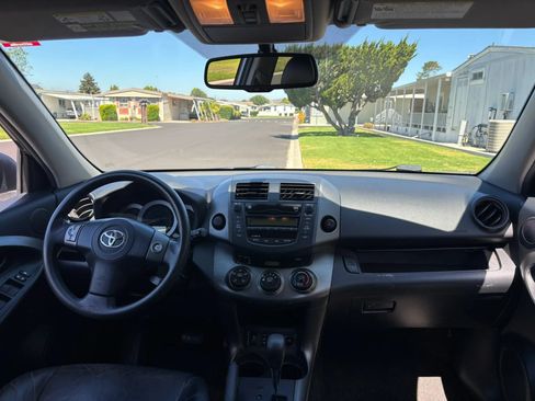 Used 2009 Toyota RAV4 Sport FWD image 9