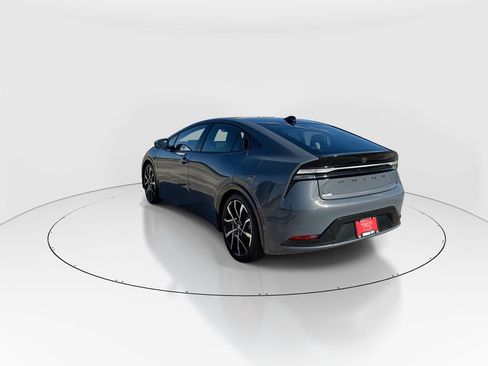 New 2026 Toyota Prius Plug-In Hybrid FWD image 6