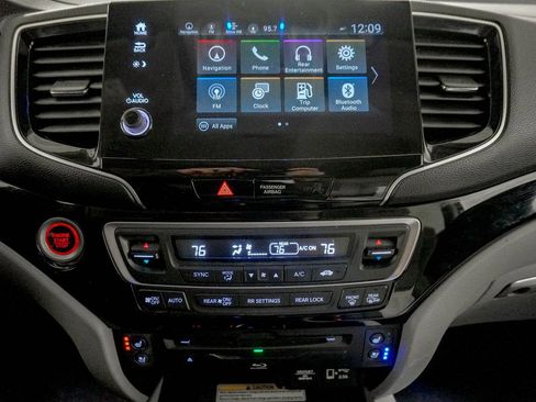 Used 2022 Honda Pilot Elite image 24