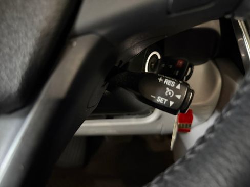 Certified 2017 Toyota Camry XLE FWD image 23