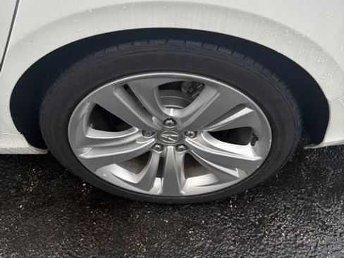 Used 2023 Acura TLX w/ Technology Package FWD image 7