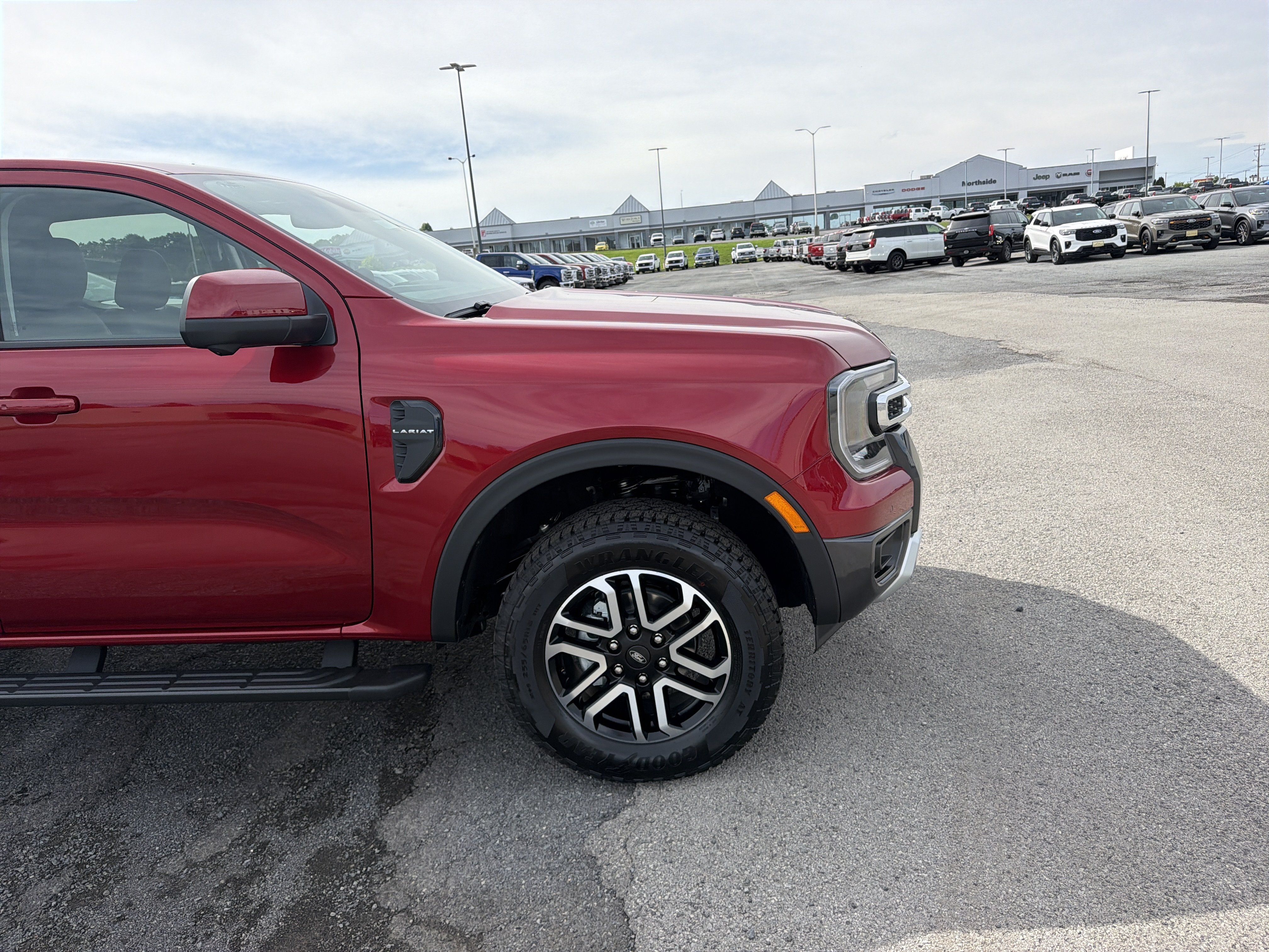 New 2026 Ford Ranger Lariat AWD/4WD image 2
