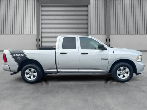 Used 2017 RAM 1500 Express AWD/4WD image 30