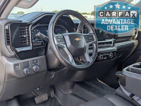 Used 2023 Chevrolet Silverado 1500 LT w/ Protection Package RWD image 5