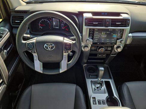 Used 2022 Toyota 4Runner SR5 Premium w/ Moonroof Package RWD image 14