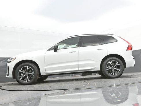 New 2026 Volvo XC60 B5 Core image 26